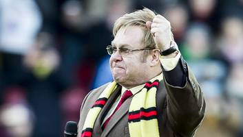 Deutliche Worte nach Abstieg - Elton John hält Watford-Spielern während seines eigenen Konzerts eine Standpauke