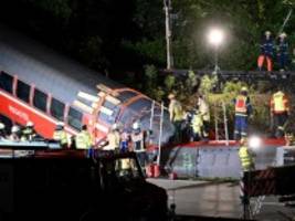 Nach Zugunglück: Lokführer erheben schwere Vorwürfe gegen Bahn