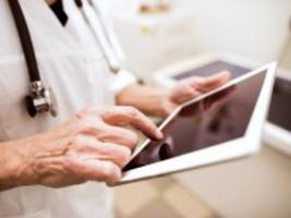 private krankenversicherung: Ärger um die elektronische patientenakte
