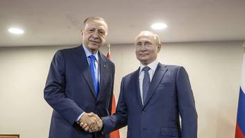 Treffen in Sotchi - Erdogan und Putin sprechen über brisanten Drohnen-Deal