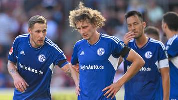 Pleite in Köln: Schalke ärgert sich über Schiedsrichter-Entscheidungen