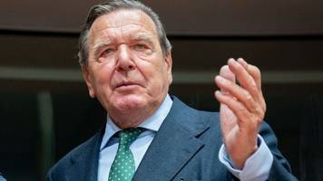 Schiedsgericht: Altkanzler Gerhard Schröder darf in der SPD bleiben