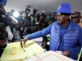 Kenia: Präsidentenwahl hat begonnen
