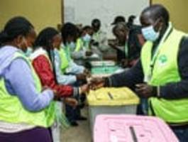 Erste Ergebnisse deuten auf enges Rennen bei Präsidentenwahl in Kenia