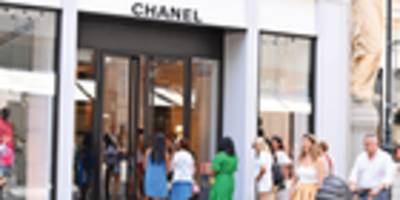 trotz teuerung: lange schlangen vor luxus-shops in wien