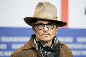 Neuer Film: So sieht Johnny Depp als König Ludwig XV. aus