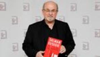 Salman Rushdie: Autor muss nach Messerangriff nicht mehr künstlich beatmet werden