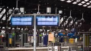 Defektes Stellwerk legt Hauptbahnhof Köln lahm