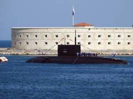 Furcht vor neuen Angriffen?: Moskau zieht offenbar U-Boote von der Krim ab