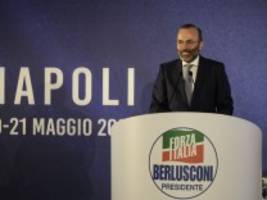 Politik: Söder rügt CSU-Vize Weber für Nähe zu Berlusconi