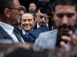 Lollobrigida scheitert: Berlusconi kehrt in Italiens Parlament zurück