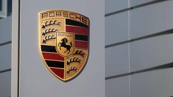 Aktienmarkt: Porsche gibt Börsendebüt und sammelt 9,4 Milliarden Euro ein