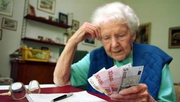 Altersarmut - Jeder vierte Rentner hat nicht mal 1000 Euro zum Leben