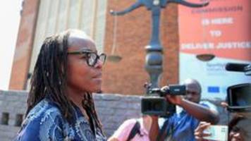 simbabwe: bewährungsstrafe für autorin dangarembga