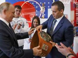 Nach Suspendierung der Ukraine: Box-Boss Kremlew fordert Rückkehr russischer Boxer