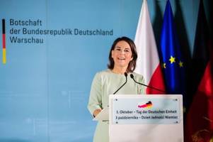 Baerbock sichert Polen und ganz Osteuropa Beistand zu