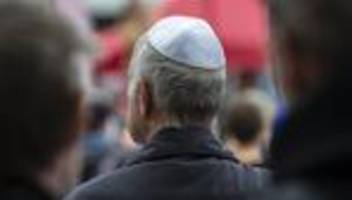 Sachverständigenrat : Antisemitismus und Islamfeindlichkeit sind weit verbreitet