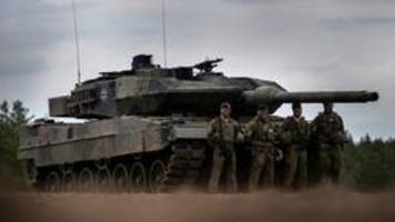 EU-Staaten sollen Panzer an Ukraine liefern