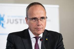 Hessens Innenminister macht Druck vor Flüchtlingsgipfel
