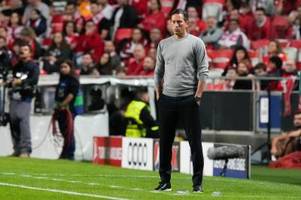 Schmidt erklärt Benfica-Spielern die Auswärtstorregel