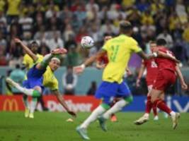 Fußball-WM: Mit Geduld und Akrobatik
