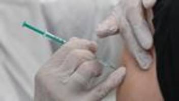 Urteil: Gericht: Impfschaden nach Corona-Impfung kein Dienstunfall