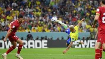 Fußball-Weltmeisterschaft: Brasilien gewinnt 2:0 gegen Serbien