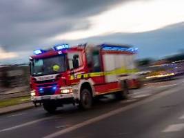 Sortieranlage fängt Feuer: Mehrere Verletzte bei Brand in Recyclingbetrieb
