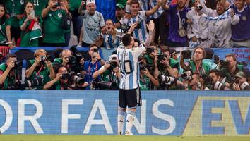 WM-Update vom 26. November - Tag der Superstars! Messi rettet Argentinien, Mbappé nicht zu stoppen