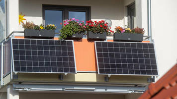 Balkonkraftwerke: „Reich wird damit keiner“ – Wann sich Solaranlagen auf dem Balkon lohnen