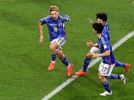 Spanien wankt, kommt aber weiter: Furiose Japaner stürmen zur WM-Sensation