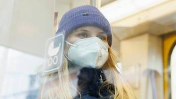 Gesundheit: RKI-Chef fordert: Weiter Masken- und Insolationspflicht in Deutschland