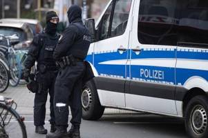 Großrazzia in Reichsbürgerszene: Vier Festnahmen in Bayern