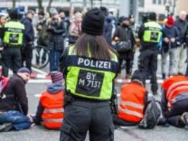 Proteste in München: Die neue Taktik der Klimaaktivisten - und die Reaktion der Polizei