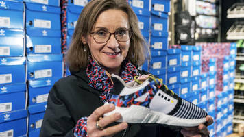Adidas vor Chefwechsel: Von Adilette über Stan Smith bis Porzellan: Sechs besondere Adidas-Schuhe