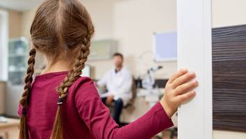 „Das ist für mich ein politisches Statement“ - Kinderarzt schließt Praxis - um Lauterbach ein Zeichen zu schicken