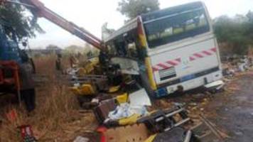 senegal: 40 tote bei busunfall - staatstrauer angeordnet