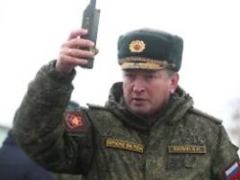 bei hardlinern in der kritik: russland befördert umstrittenen general