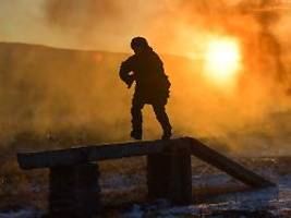 urteile zweier gerichte: russischer soldat verweigert kriegsdienst - haftstrafe