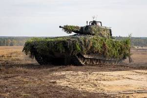 Puma-Panzer stoßen auf Übungsplatz zusammen: Zwölf Verletzte