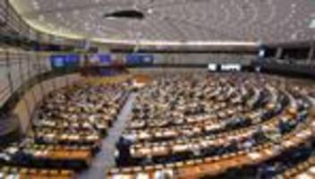 korruptionsskandal: eu-parlament hebt immunität von weiteren zwei abgeordneten auf