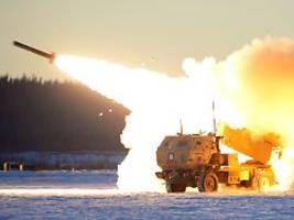 Reichweite wird fast verdoppelt: USA liefern Ukraine jetzt auch GLSDB-Raketen