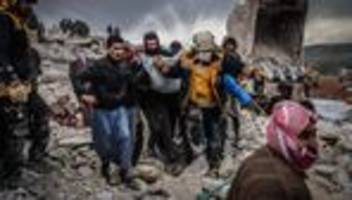 Türkei und Syrien: Zahl der Toten nach Erdbeben steigt auf über 3.000
