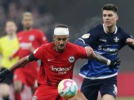 Eintracht im Viertelfinale: Frankfurt gewinnt wildes Pokalspiel gegen Darmstadt