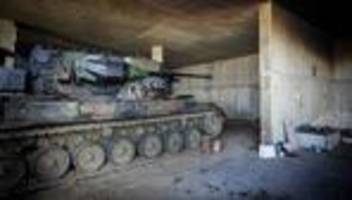 Ukraine-Überblick: Bundesregierung genehmigt Leopard-1-Lieferungen, Pistorius in Kiew