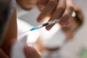 Wie Impfgegner Promi-Todesfälle im Netz instrumentalisieren