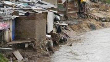 südafrika ruft wegen Überschwemmungen den katastrophenfall aus