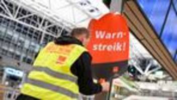 Gewerkschaften: Warnstreiks an mehreren Flughäfen – mehr als 300 Flüge gestrichen