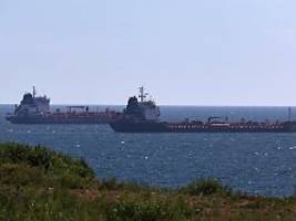 Tanker-Transfers vor Ceuta: Wie Russland im Mittelmeer Öl-Sanktionen umgeht