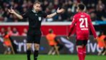 Bundesligarückschau: Das Double des Schiedsrichters